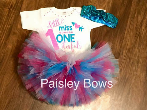 Little Miss ONEderful - Paisley Bows