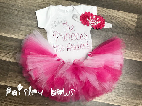 The Princess Has Arrived - Paisley Bows