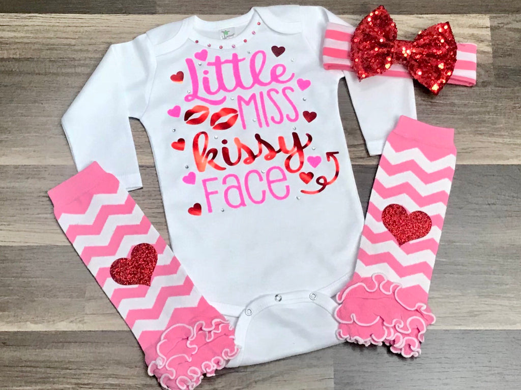 Little Miss Kissy Face - Paisley Bows