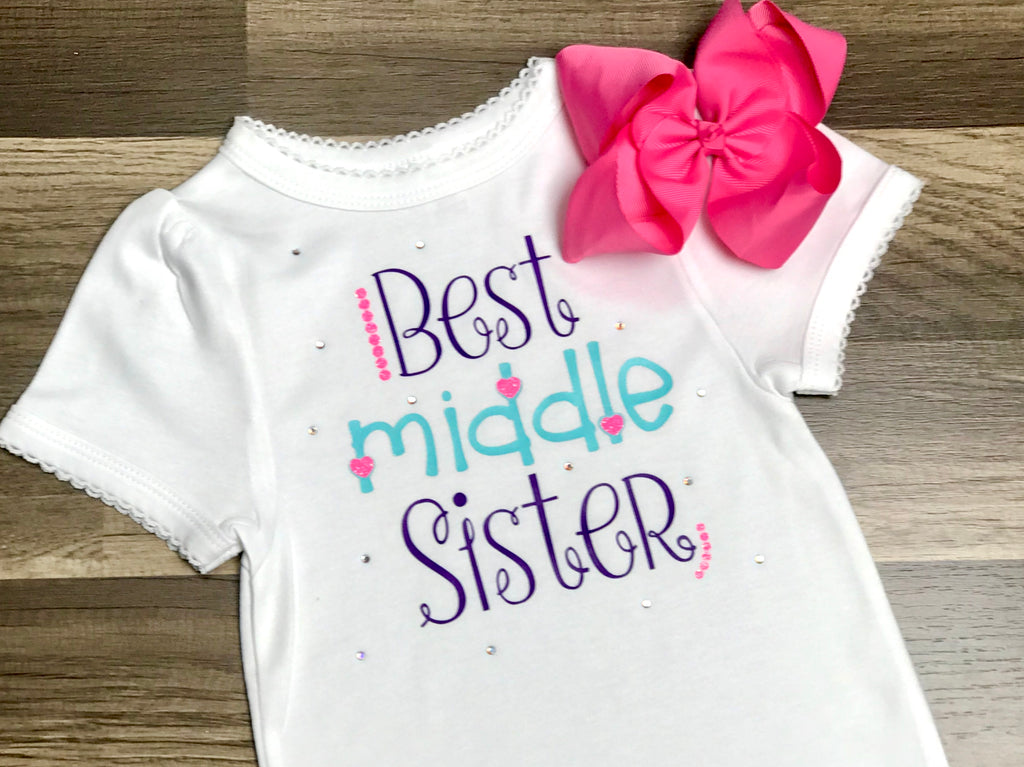 Best Middle Sister - Paisley Bows