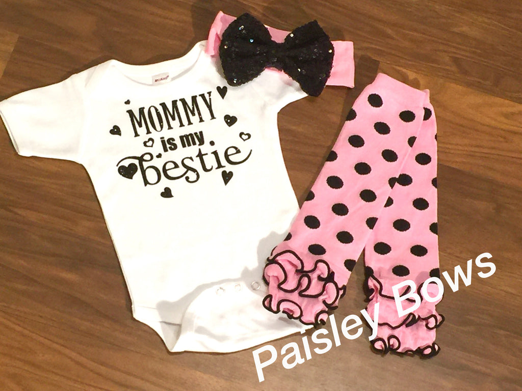 Mommy Is My Bestie - Paisley Bows