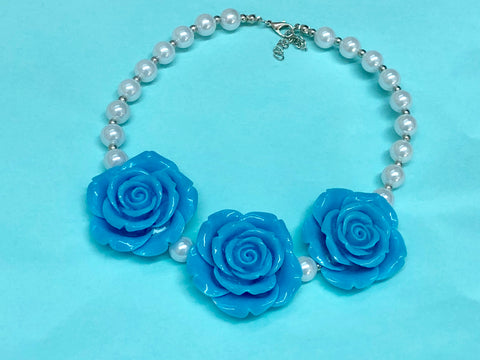 SALE Turquoise and pearl necklace - Paisley Bows