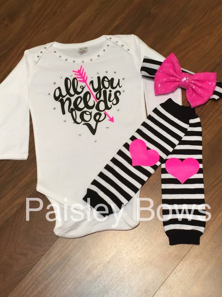 All You Need Is Love - Paisley Bows
