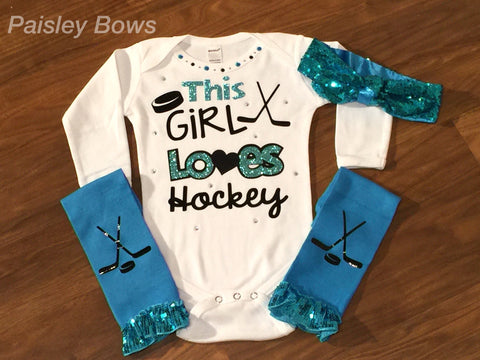 This Girl Loves Hockey - Paisley Bows