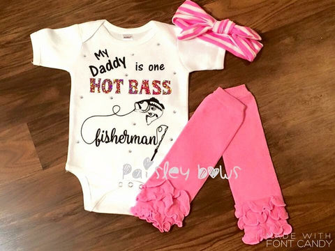 My Daddy Is One Hot Bass Fisherman - Paisley Bows